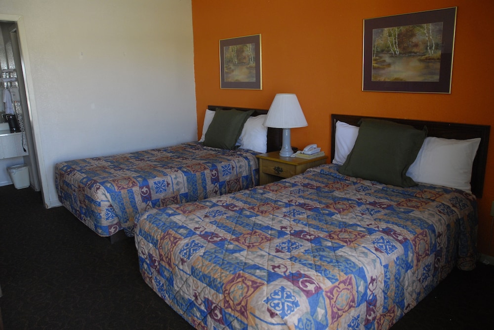 America's Best Inns & Suites - photo 7