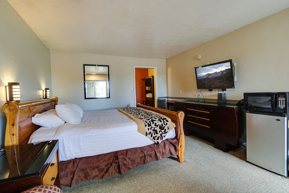 Sage Motel - photo 32