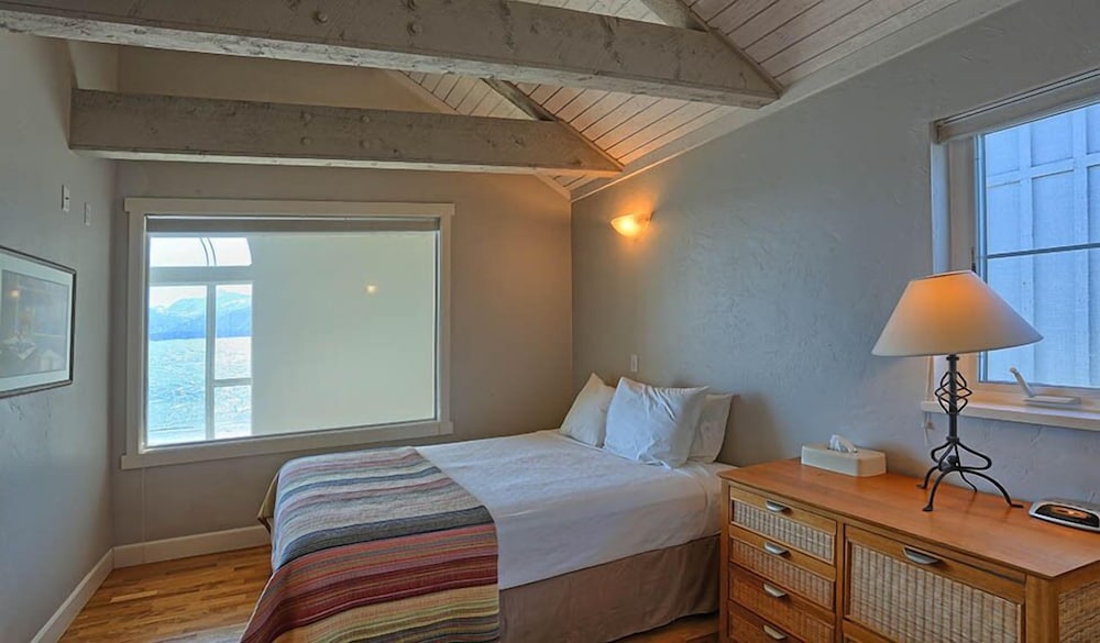 Land's End Resort - photo 23