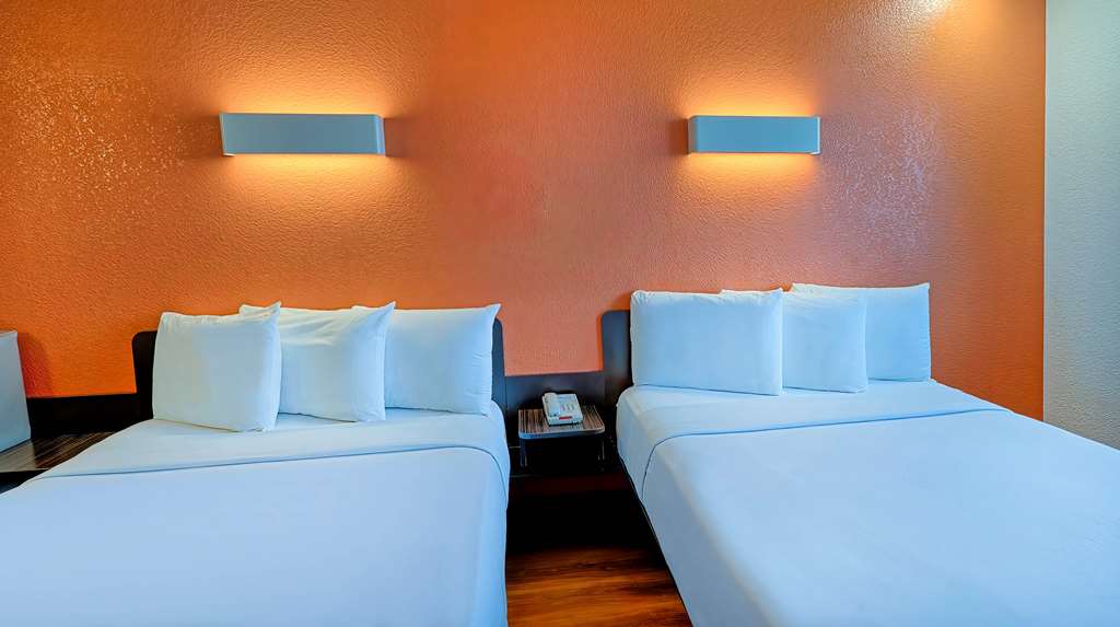 Motel 6 Los Angeles CA Los Angeles LAX - photo 26
