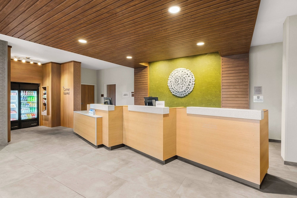 Fairfield Inn & Suites by Marriott Seattle Downtown Seattle Center - photo 2
