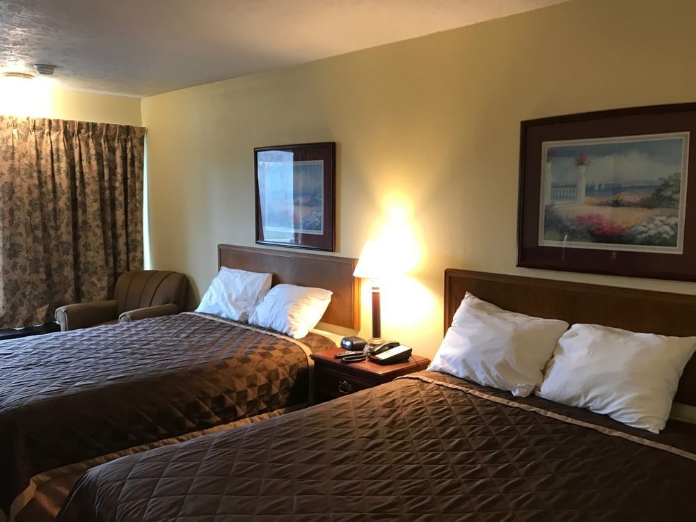 Travelodge Columbus East Near Reynoldsburg - photo 17