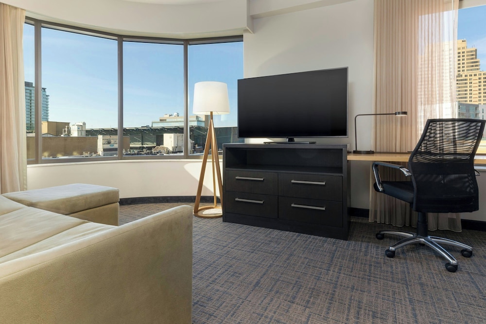 Residence Inn by Marriott Grand Rapids Downtown - photo 46
