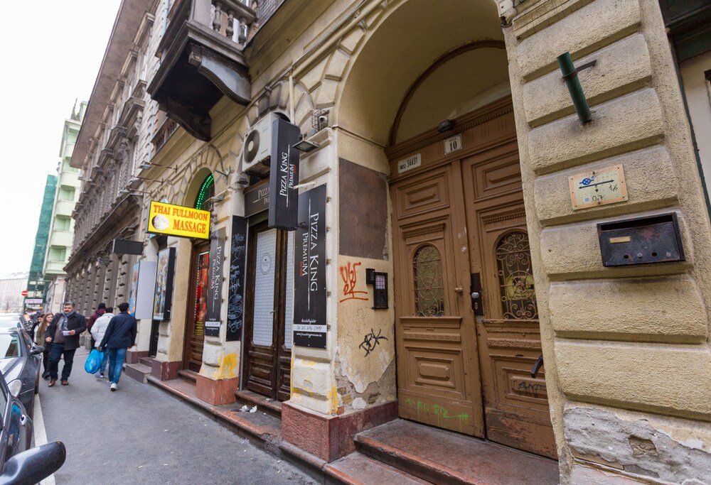 La Buena Chocolata - carbon neutral hotel in Budapest