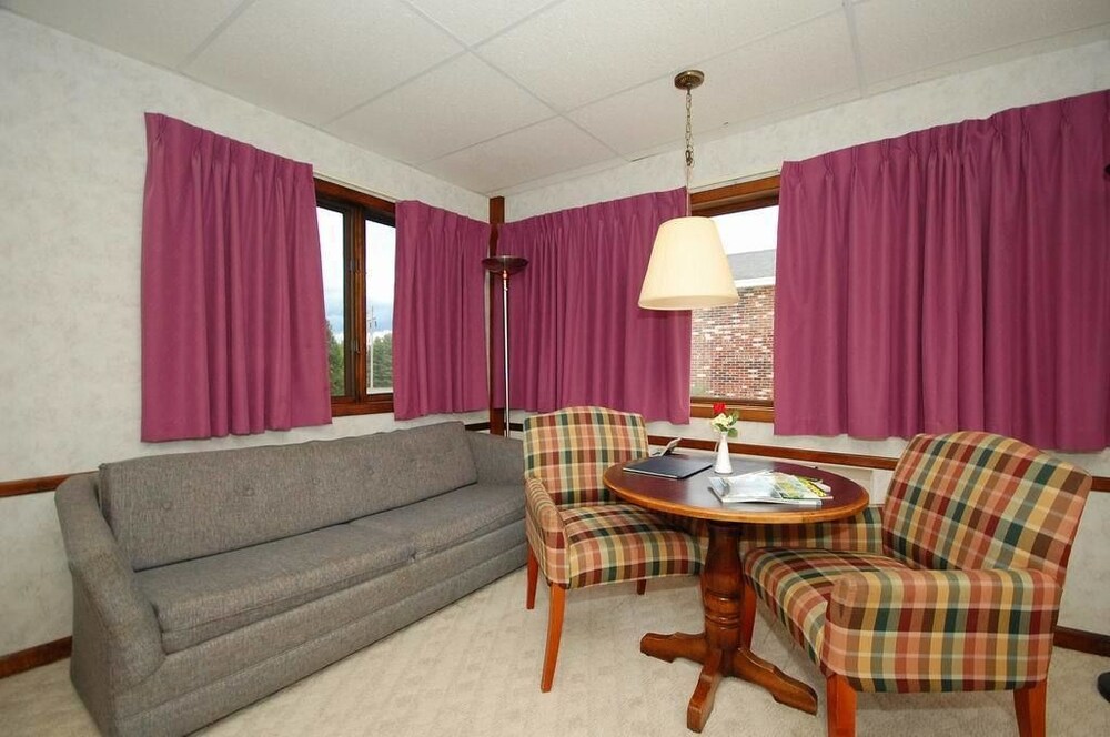 Hilltop Inn of Vermont - photo 21