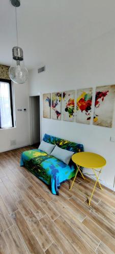 Lago Maggiore Lake Me Home apartment — 4-Star Luxury Hotel in Sesto Calende, Italy