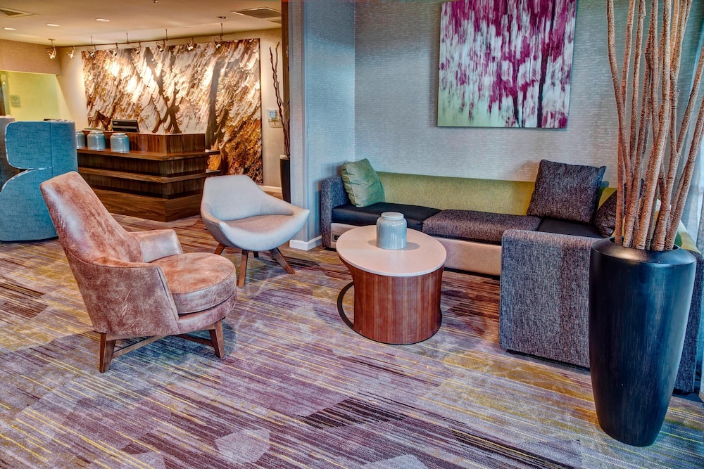 Courtyard by Marriott Alexandria - photo 2