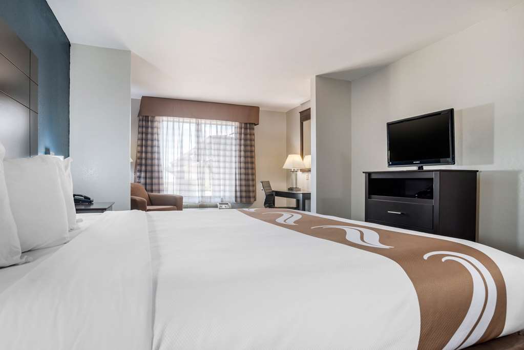 Quality Suites Baton Rouge East Denham Springs - photo 32