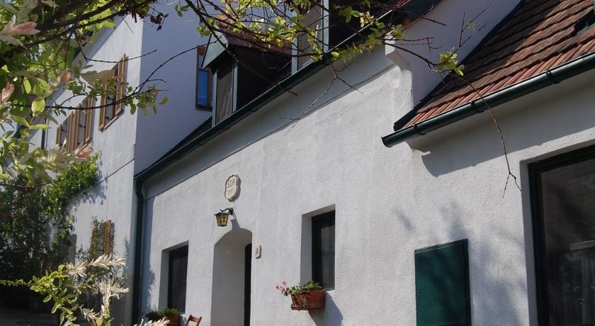 Galerie Zentgraf — Moerbisch Am See