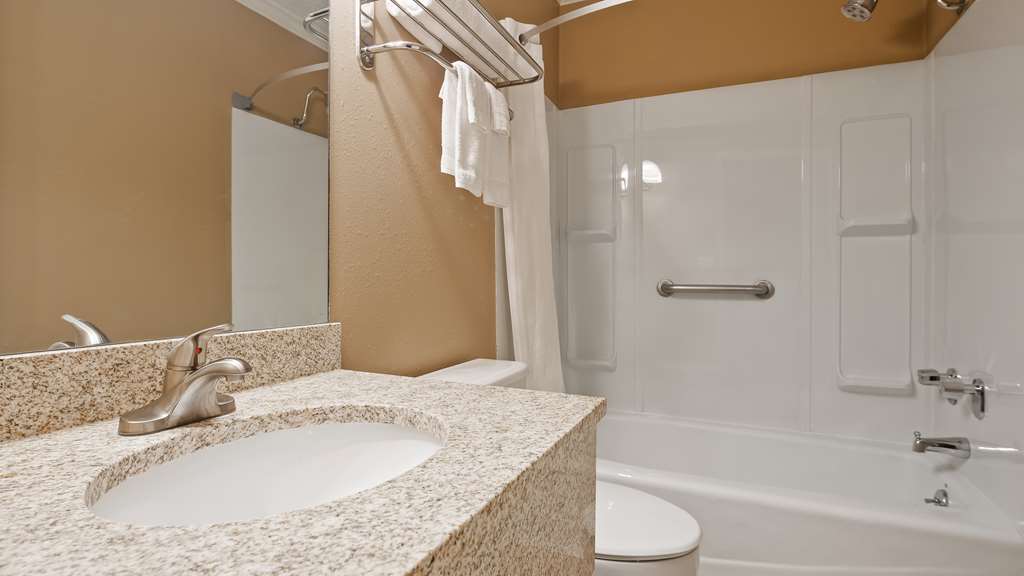 SureStay by Best Western Cameron - photo 16