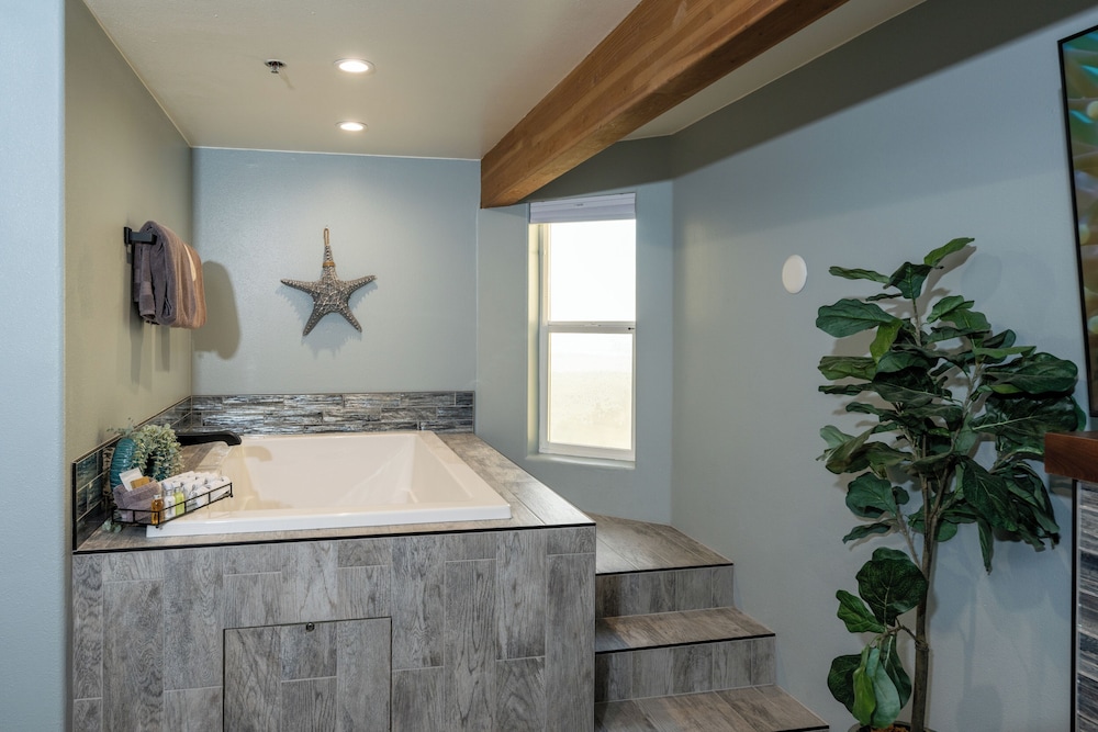 Seaside Oceanfront Inn - photo 150