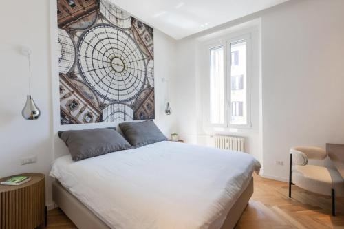 Dimora di Isola Self Check in & Fast Wi Fi — 4-Star Luxury Hotel in Milan, Italy
