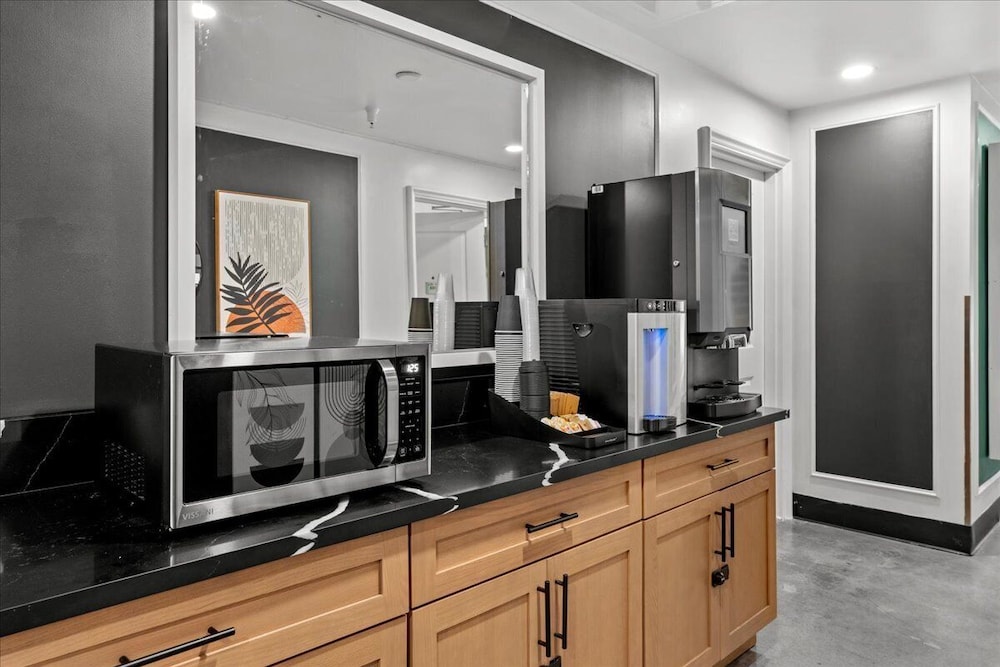Le Bon Hotel Hollywood - photo 15