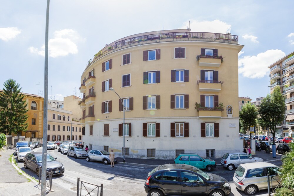 Domus Manlii