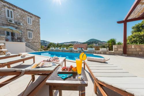 Apartments Fortuna Dubrovnik — 4-Star Luxury Hotel in Dubrovnik, Croatia