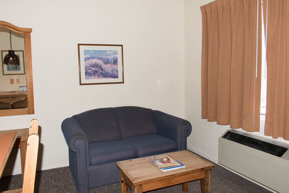 Santa Fe Suites - photo 26