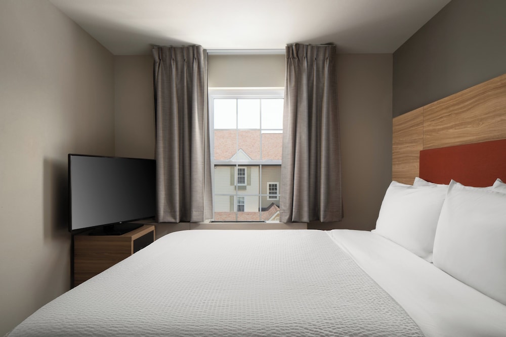 Candlewood Suites St Louis St Charles an IHG Hotel - photo 2