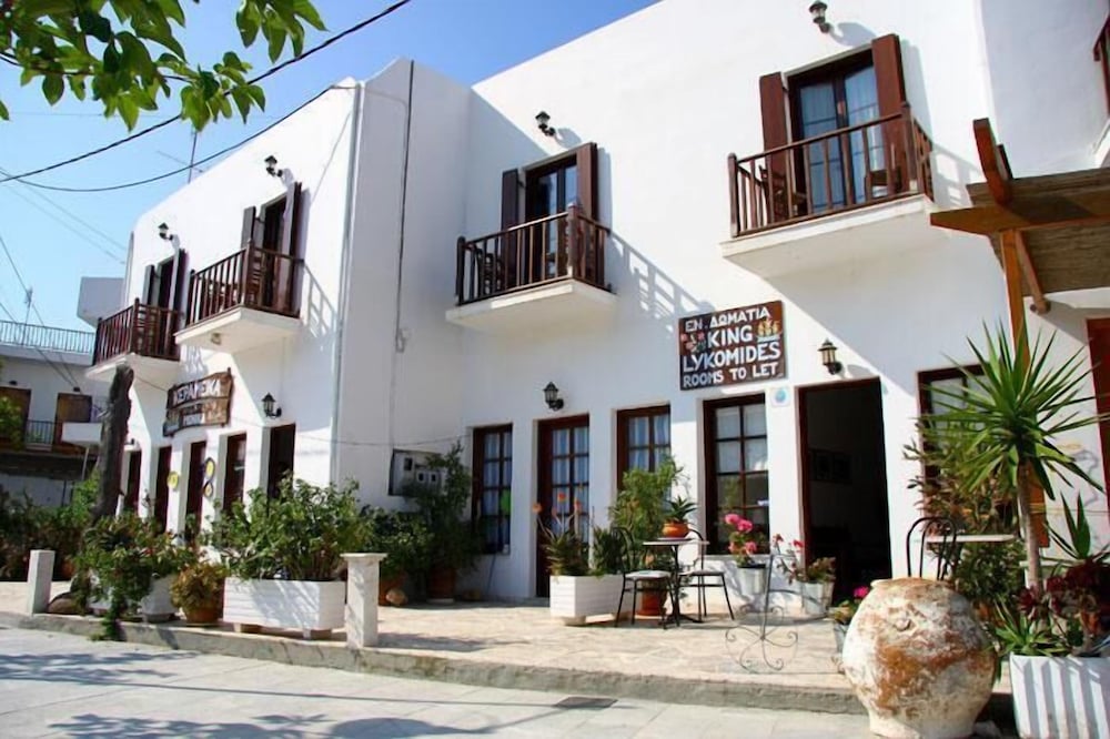 Lykomides in Skyros, Greece