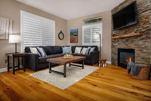 Beaverton Creek Cottage — 4-Star Luxury Hotel in Beaverton, United States