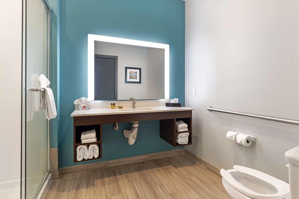 Best Western Plus Medical Center - photo 33