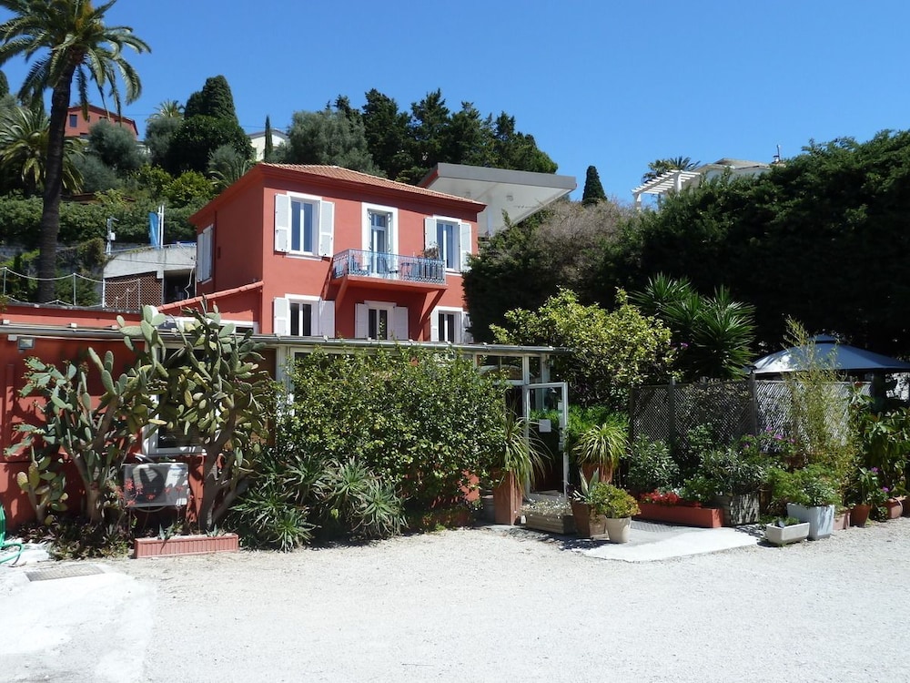 Hotel La Villa Patricia in Villefranche-Sur-Mer, France