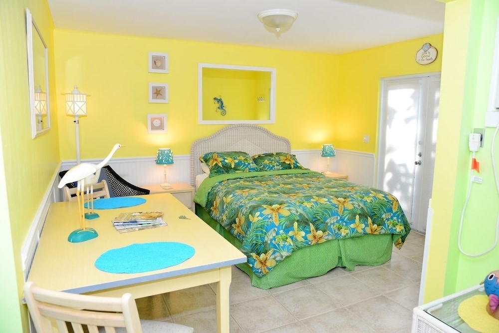 The Palmview and Sandpiper Inns - photo 61