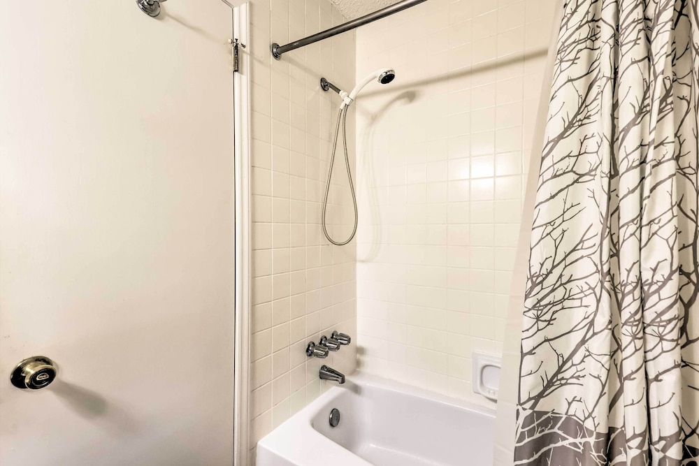 Pet friendly Condo: Walk to Beech Mtn Resort - photo 14