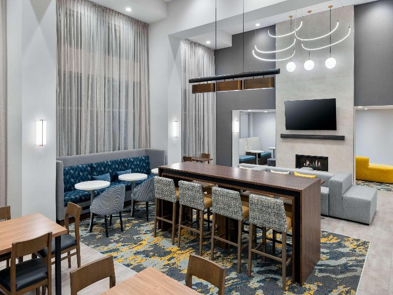 Hampton Inn & Suites Cleveland Beachwood - photo 10