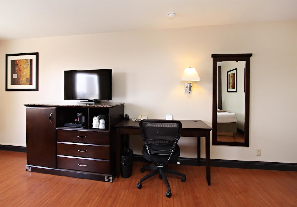 Best Western Plus Dragon Gate Inn - photo 12