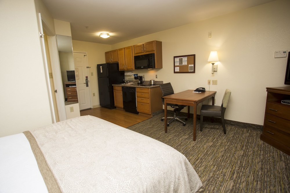 Candlewood Suites Port Arthur Nederland by IHG - photo 7
