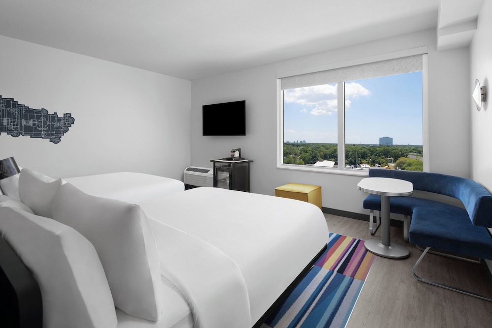 Aloft Tampa Midtown - photo 6