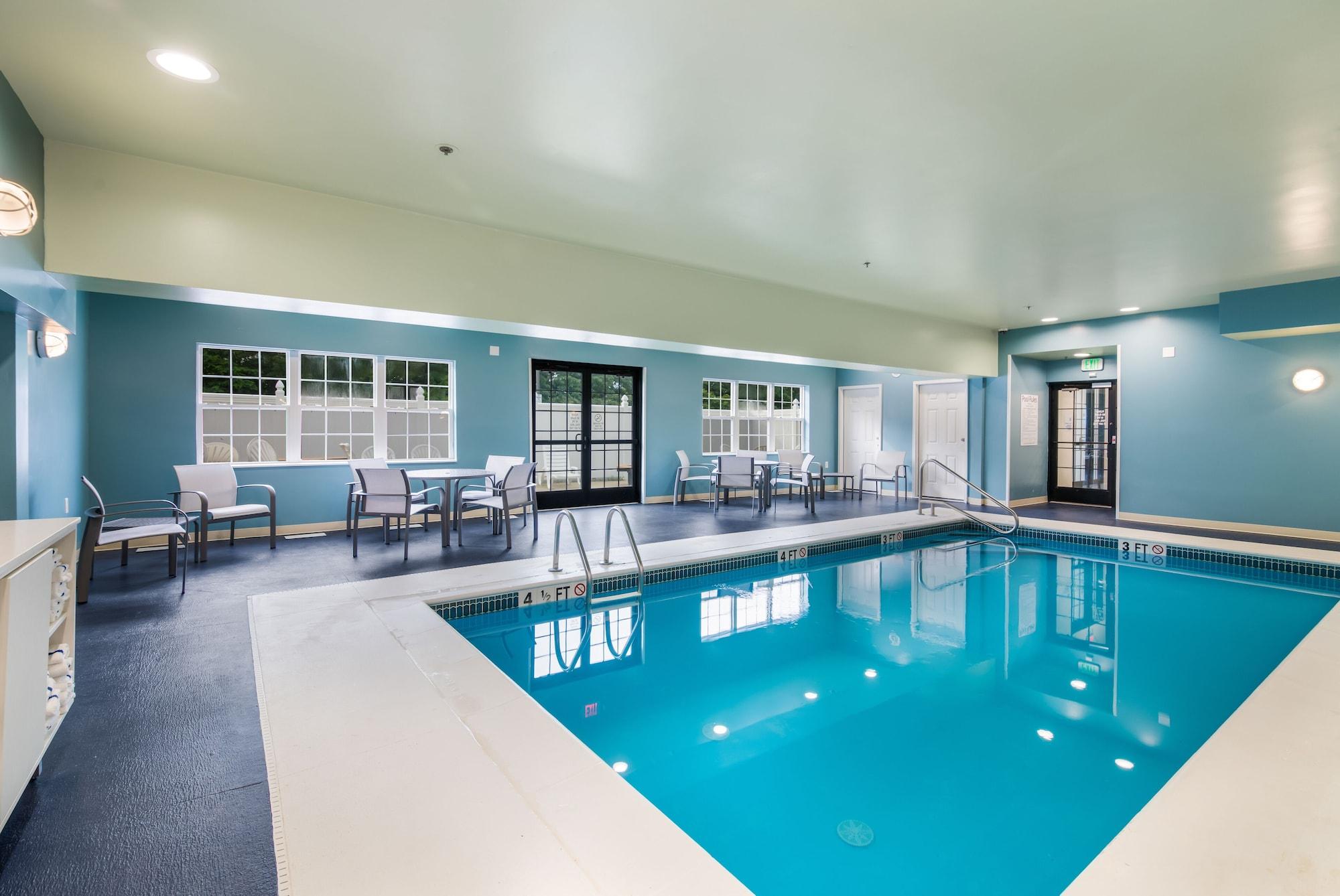 Holiday Inn Express Plymouth by IHG - photo 3