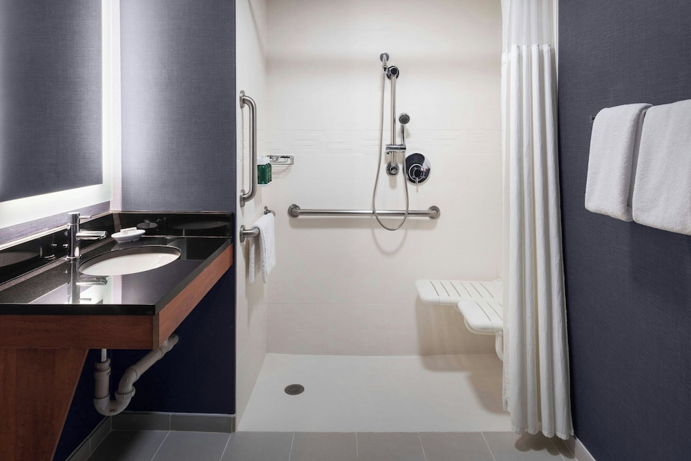 Residence Inn Houston Tomball - photo 15