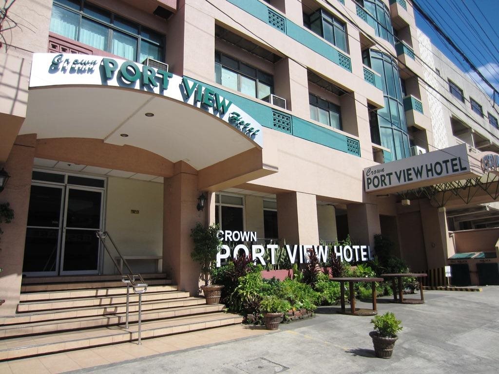 Crown Port View Hotel
