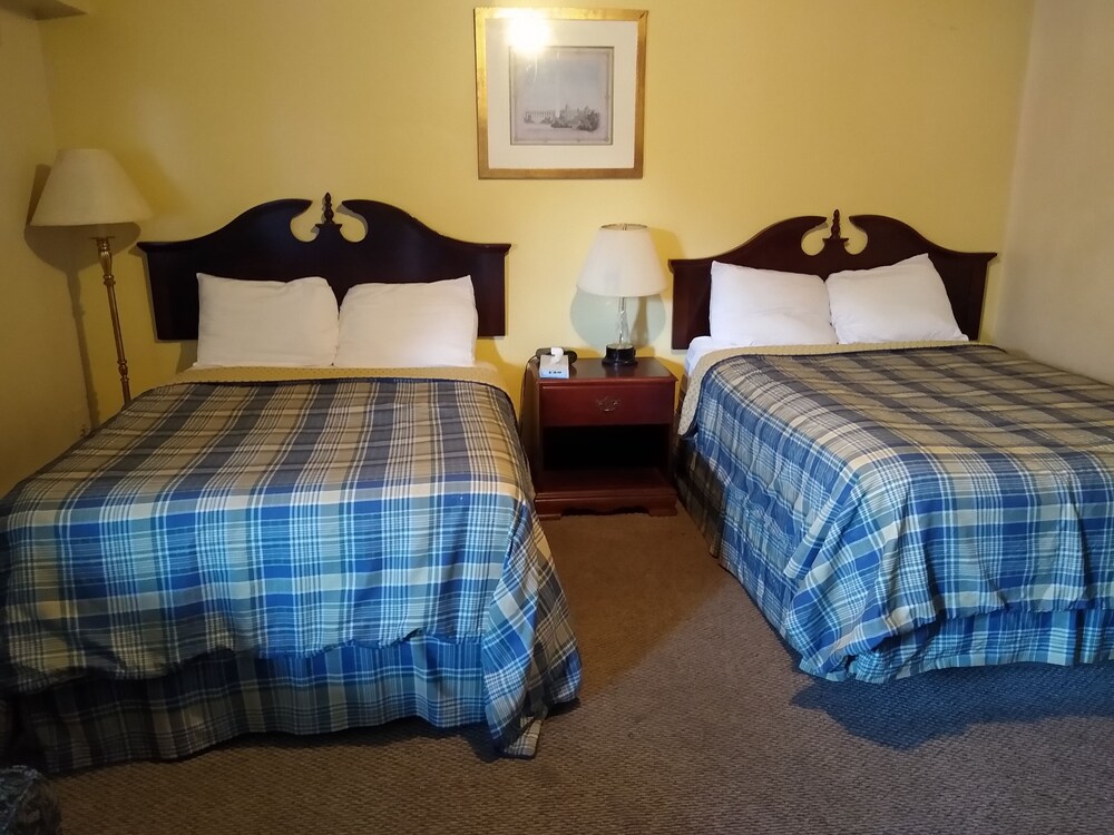 Clarysville Motel - photo 13