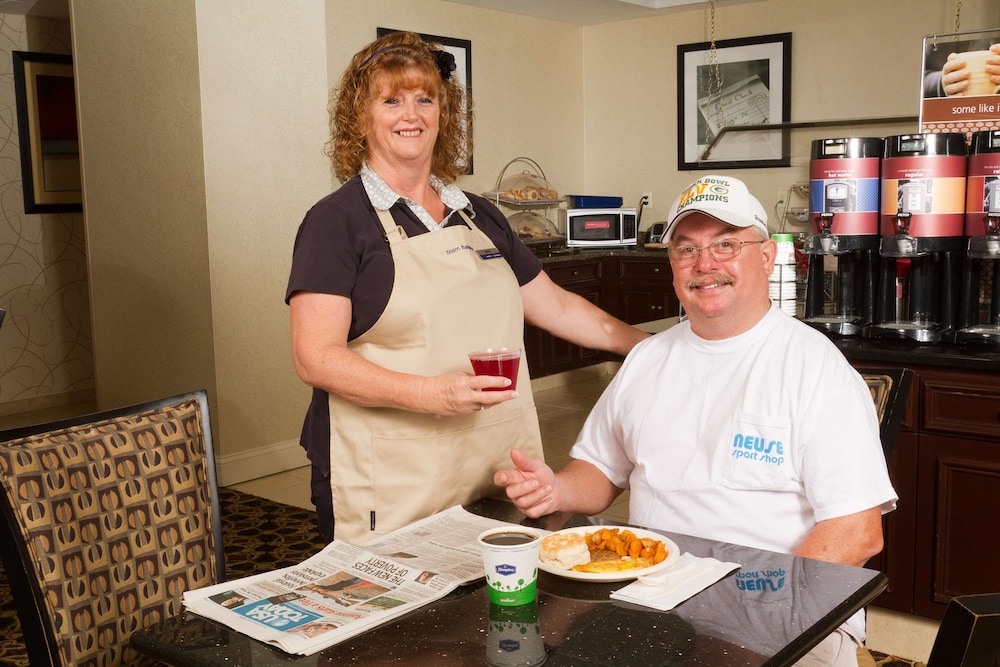 Hampton Inn Suites Jacksonville Airport - photo 47