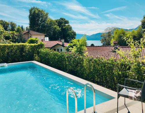 Casa Azalea — 4-Star Luxury Hotel in Luino, Italy
