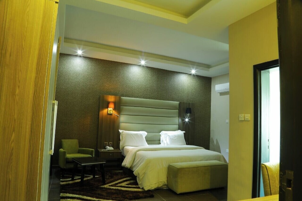 Network Hotel and Suites — Ilesa — photo 2
