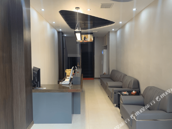 Jia county Boyu Express Hotel in Pingdingshan, People's Republic of China