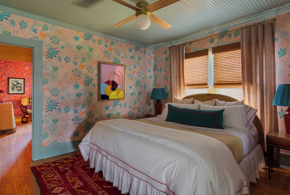 The Menagerie - last minute hotel in Fredericksburg