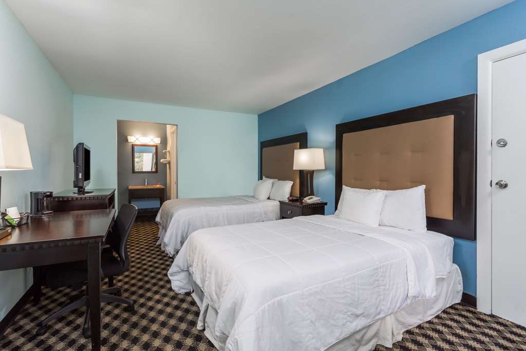 Days Inn by Wyndham Salisbury - photo 13