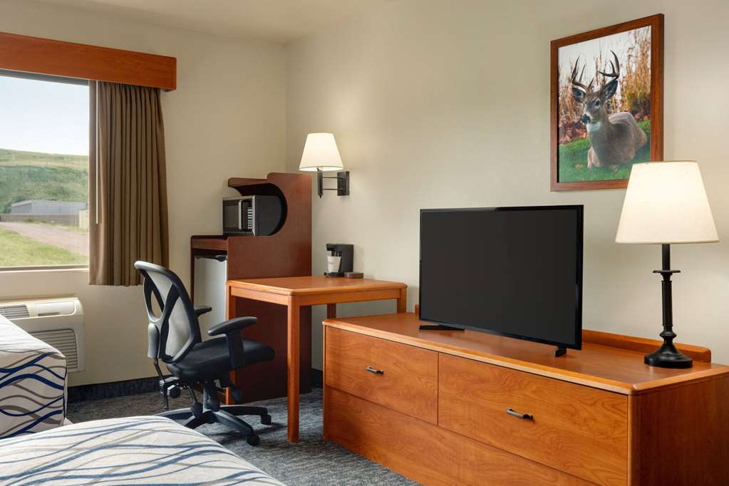 AmericInn by Wyndham Havre - photo 24