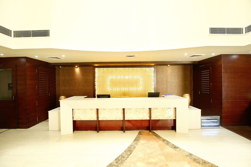 Capital O 4004 I Square — Baddi