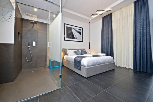 Suite Quarantotto — 4-Star Luxury Hotel in Naples, Italy