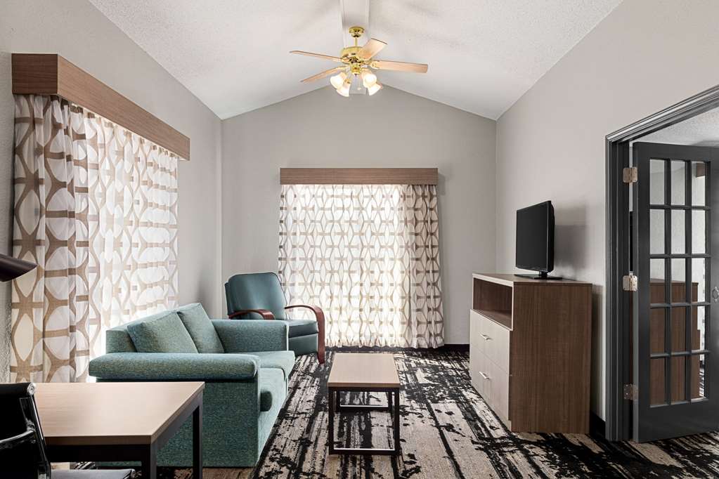 La Quinta Inn by Wyndham Temple - photo 22