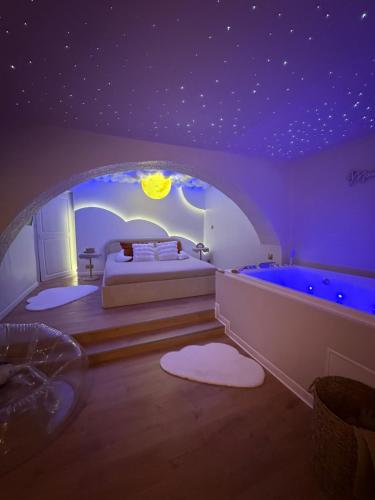 Moon Room Nuit Insolite Ollioules Toulon Var — Ollioules