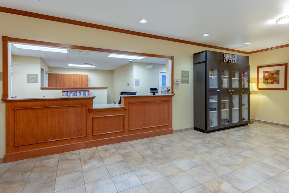 Candlewood Suites Minot by IHG - photo 41
