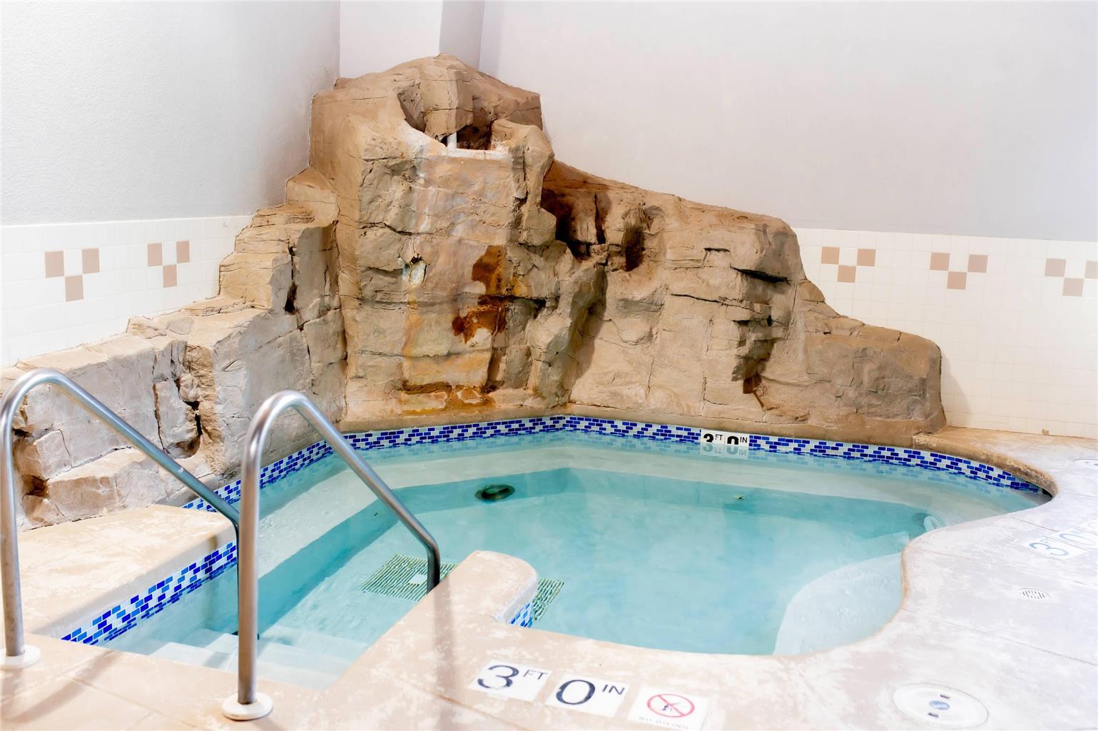 Country Inn & Suites by Radisson Prairie du Chien - photo 30