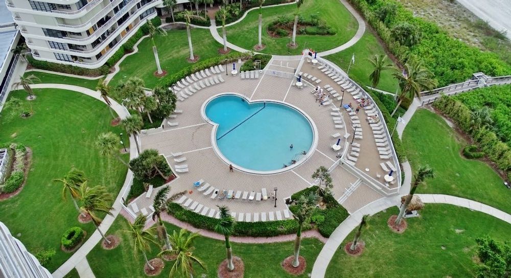 Seaview Court — 4-Star Luxury Hotel in Marco Island, United States