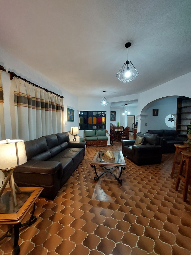 Casa Chanito 18209182 — Taxco